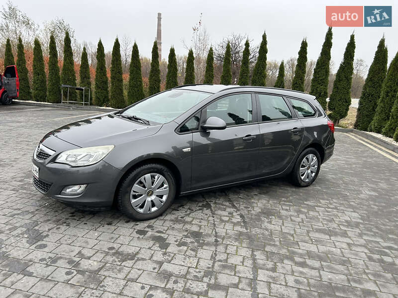 Универсал Opel Astra 2011 в Надворной фото 2 Универсал Opel Astra 2011 в Надворной