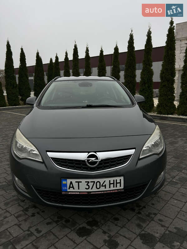 Универсал Opel Astra 2011 в Надворной фото 10 Универсал Opel Astra 2011 в Надворной