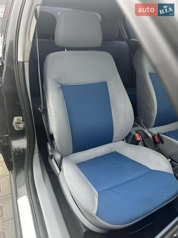 Хэтчбек Opel Astra 2004 в Дубно фото 11 Хэтчбек Opel Astra 2004 в Дубно