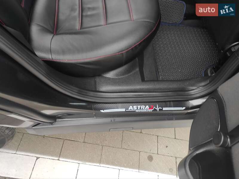 Седан Opel Astra 2007 в Сумах