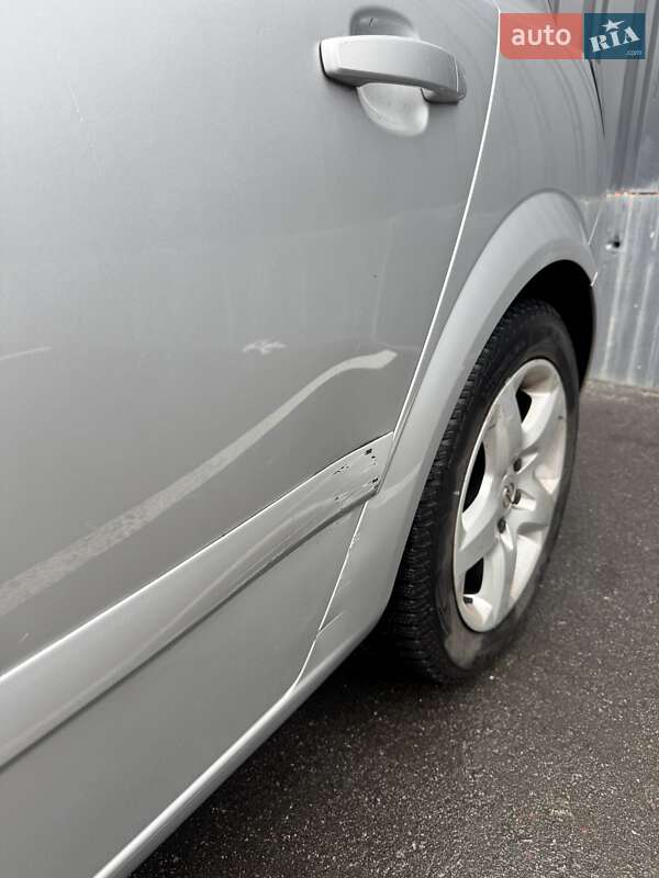 Хетчбек Opel Astra 2007 в Києві фото 4 Хетчбек Opel Astra 2007 в Києві