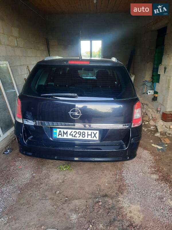 Універсал Opel Astra 2007 в Овручі
