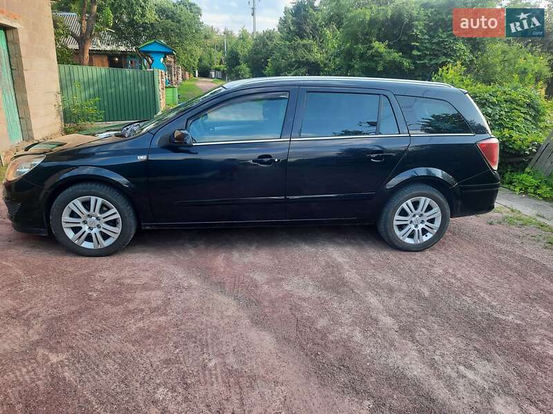 Універсал Opel Astra 2007 в Овручі