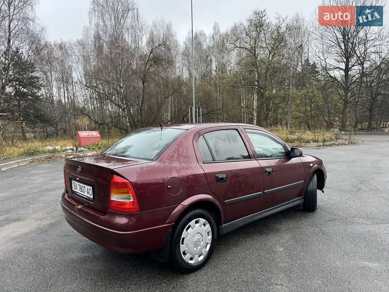 Седан Opel Astra 2007 в Славуті
