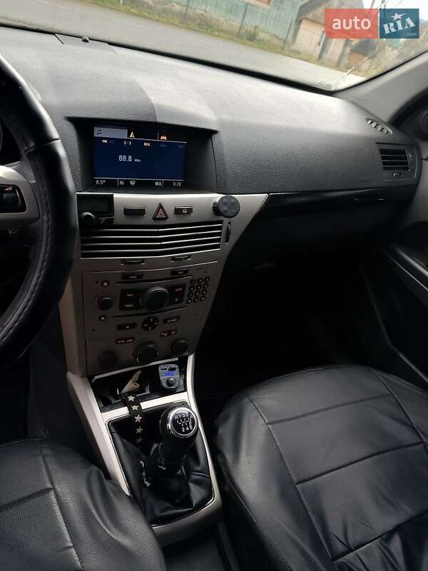 Универсал Opel Astra 2008 в Турке фото 8 Универсал Opel Astra 2008 в Турке