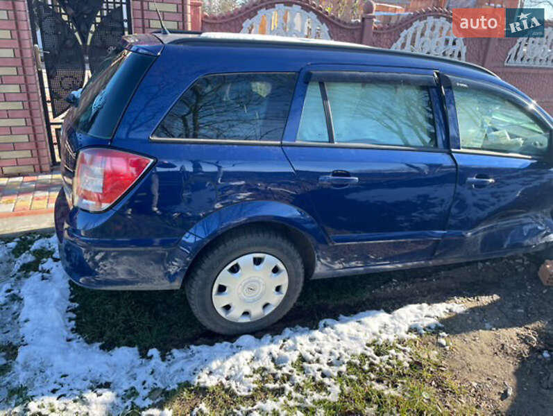 Универсал Opel Astra 2008 в Герце фото 4 Универсал Opel Astra 2008 в Герце