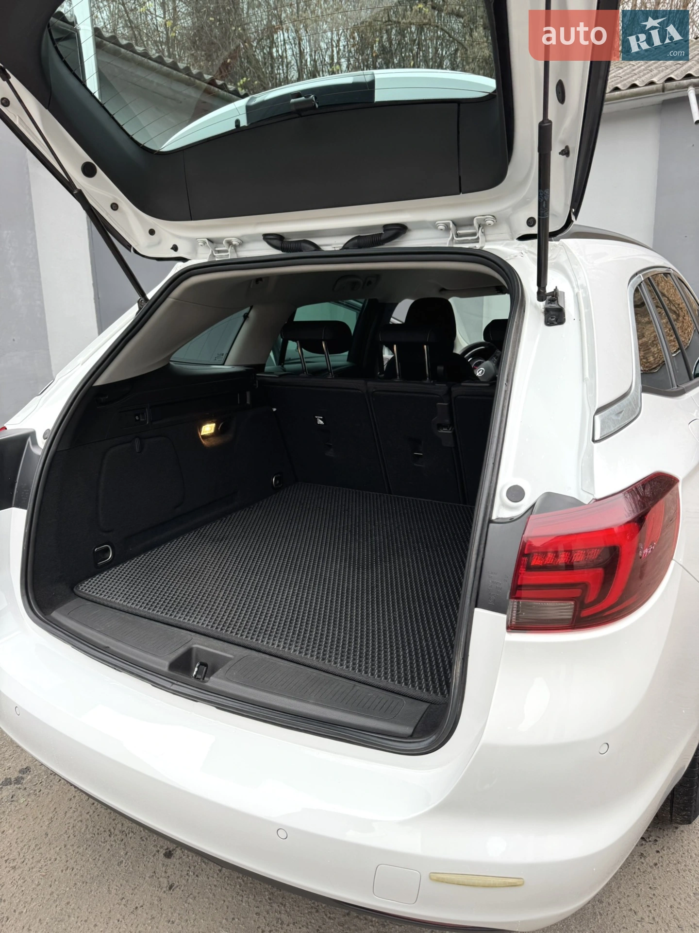 2018 Opel Astra - мініатюра 24
