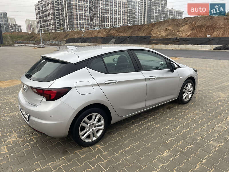 Хэтчбек Opel Astra 2017 в Киеве фото 5 Хэтчбек Opel Astra 2017 в Киеве