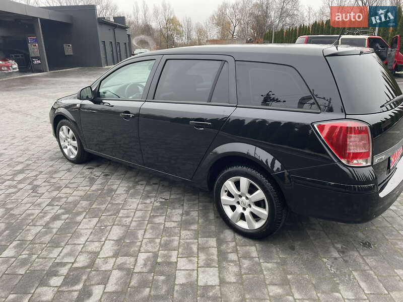 Універсал Opel Astra 2009 в Надвірній фото 14 Універсал Opel Astra 2009 в Надвірній