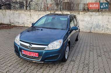 Універсал Opel Astra 2007 в Луцьку