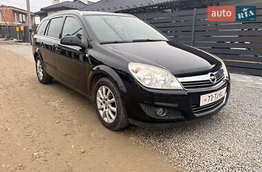 Универсал Opel Astra 2008 в Львове