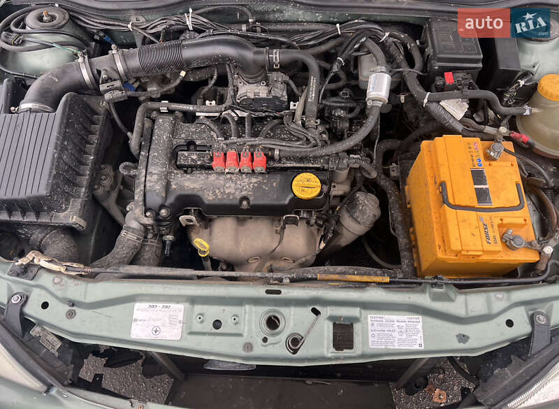 Седан Opel Astra 2006 в Соснице фото 11 Седан Opel Astra 2006 в Соснице