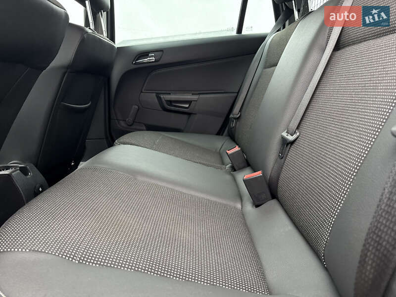 Универсал Opel Astra 2009 в Виннице фото 42 Универсал Opel Astra 2009 в Виннице