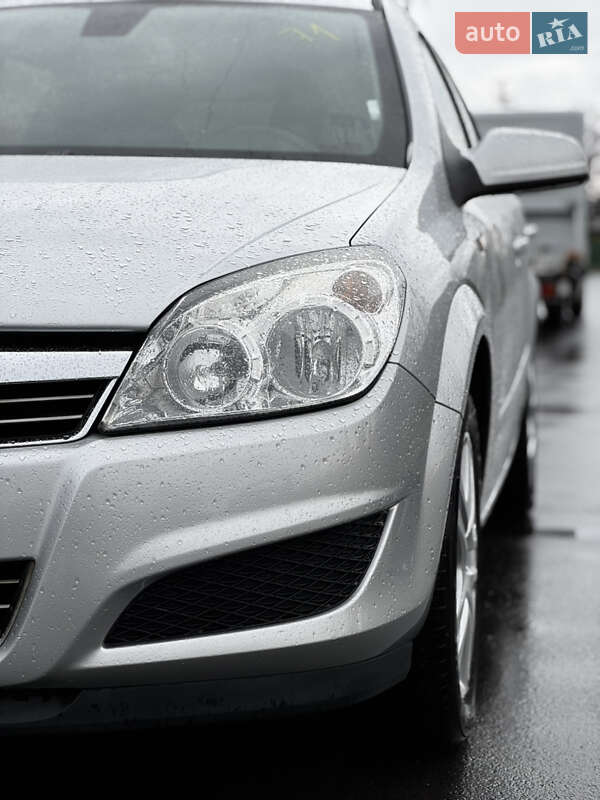 Универсал Opel Astra 2009 в Звягеле фото 15 Универсал Opel Astra 2009 в Звягеле