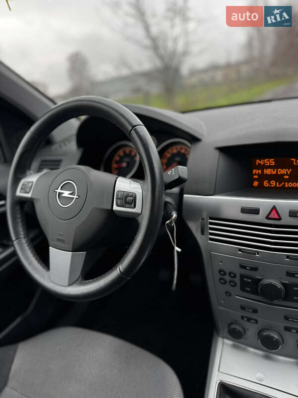 Универсал Opel Astra 2009 в Звягеле фото 30 Универсал Opel Astra 2009 в Звягеле