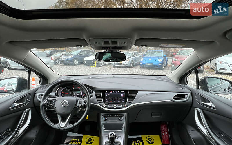 Универсал Opel Astra 2018 в Львове