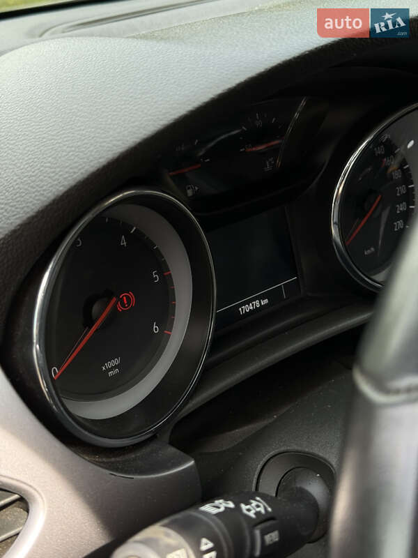 Универсал Opel Astra 2016 в Городке фото 9 Универсал Opel Astra 2016 в Городке