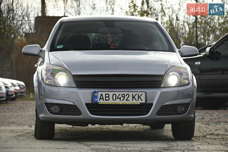 Хэтчбек Opel Astra 2004 в Бердичеве фото 3 Хэтчбек Opel Astra 2004 в Бердичеве