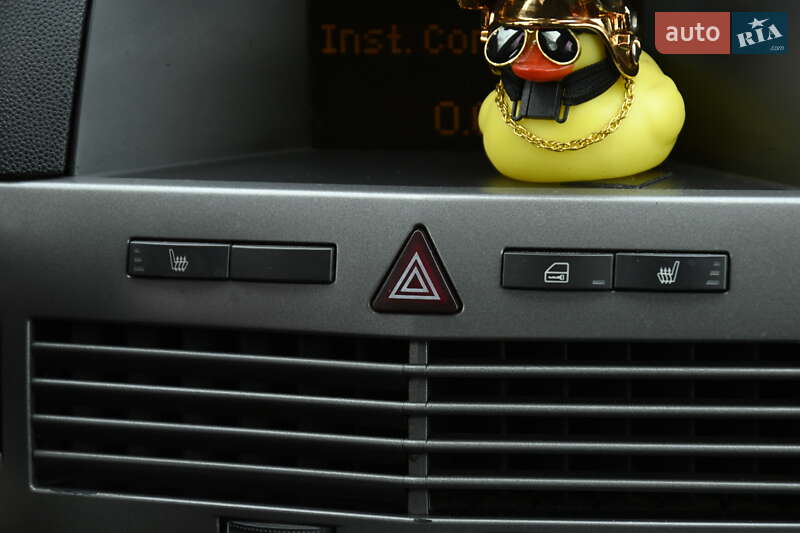 Хэтчбек Opel Astra 2004 в Бердичеве фото 25 Хэтчбек Opel Astra 2004 в Бердичеве