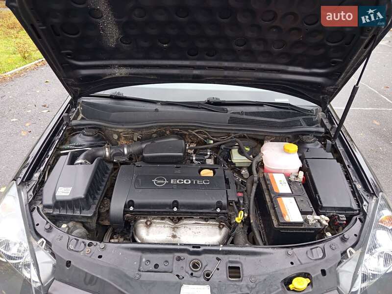 Хетчбек Opel Astra 2004 в Новому Бузі фото 6 Хетчбек Opel Astra 2004 в Новому Бузі