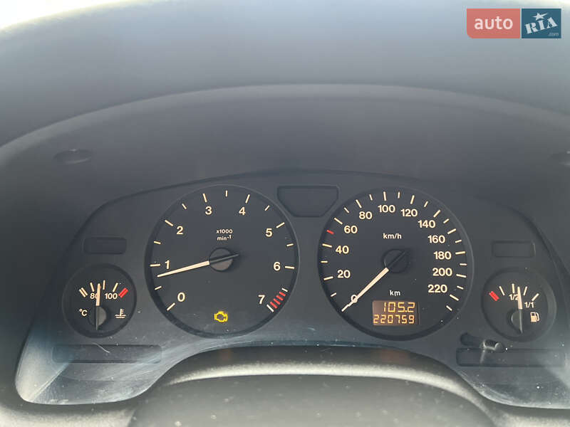 Універсал Opel Astra 2001 в Шепетівці