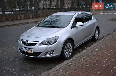 Хетчбек Opel Astra 2011 в Києві