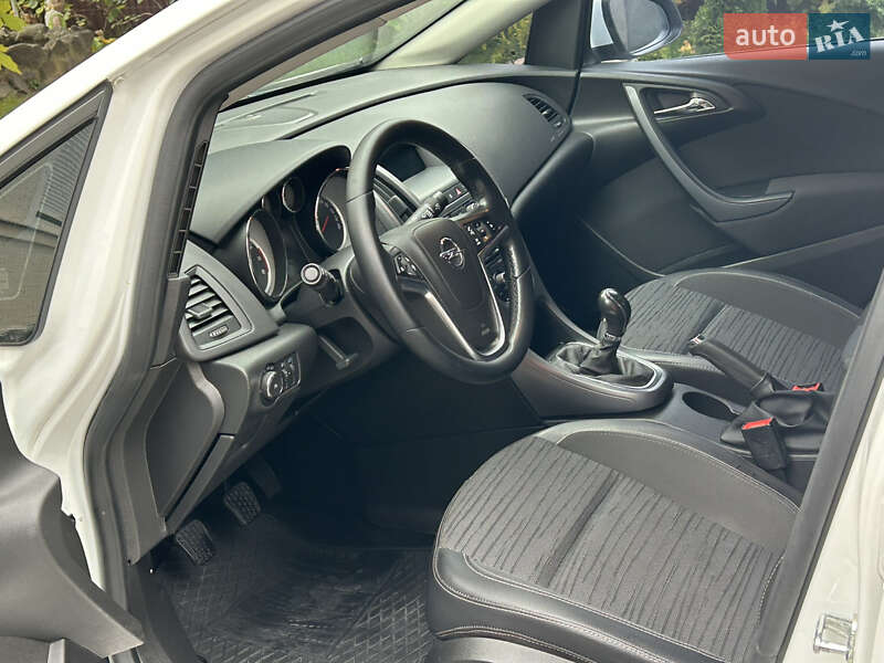 Седан Opel Astra 2017 в Мукачевому фото 10 Седан Opel Astra 2017 в Мукачевому
