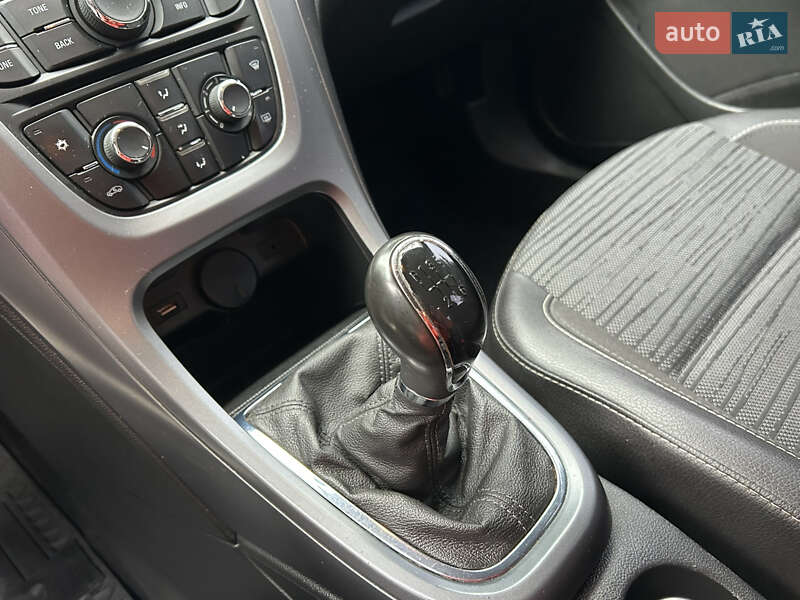 Седан Opel Astra 2017 в Мукачевому фото 13 Седан Opel Astra 2017 в Мукачевому