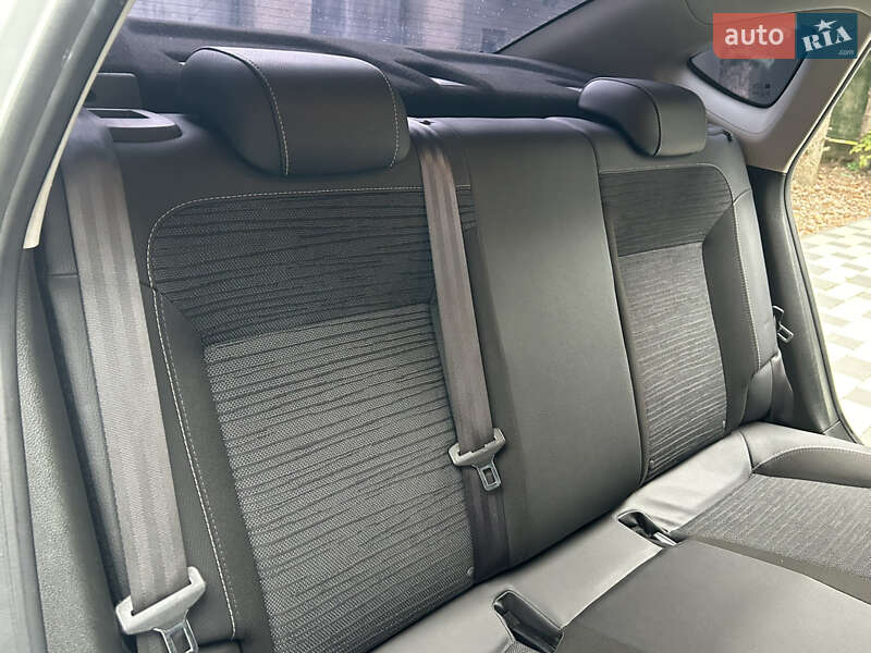 Седан Opel Astra 2017 в Мукачевому фото 29 Седан Opel Astra 2017 в Мукачевому