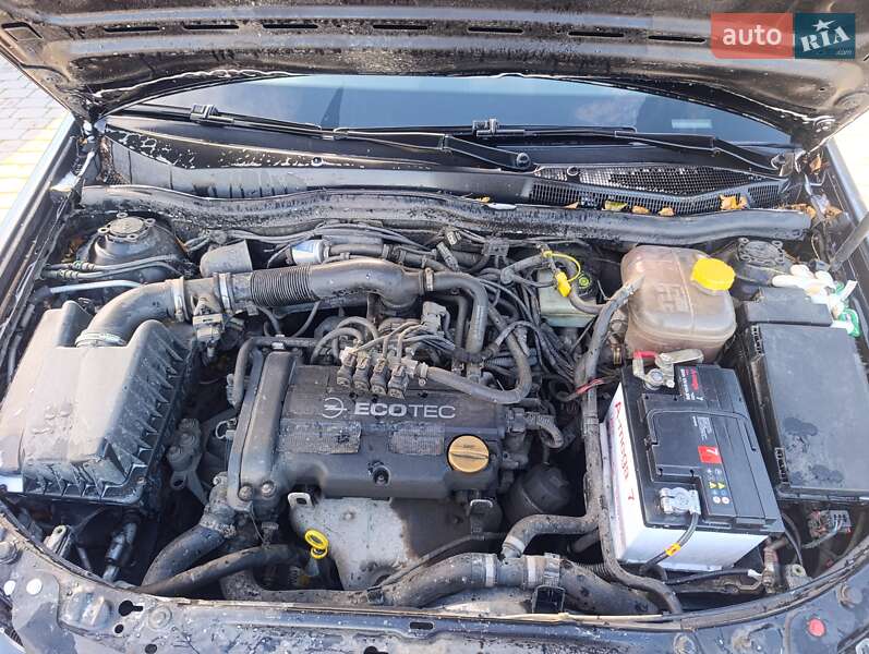 Хэтчбек Opel Astra 2005 в Ивано-Франковске