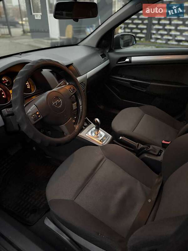 Хетчбек Opel Astra 2006 в Києві