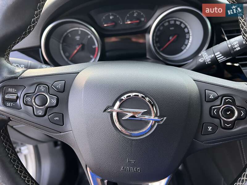 Універсал Opel Astra 2016 в Черкасах