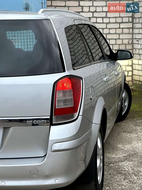 Универсал Opel Astra 2009 в Николаеве фото 21 Универсал Opel Astra 2009 в Николаеве