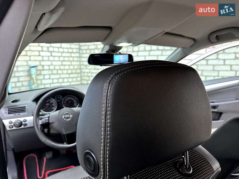 Универсал Opel Astra 2009 в Николаеве фото 28 Универсал Opel Astra 2009 в Николаеве