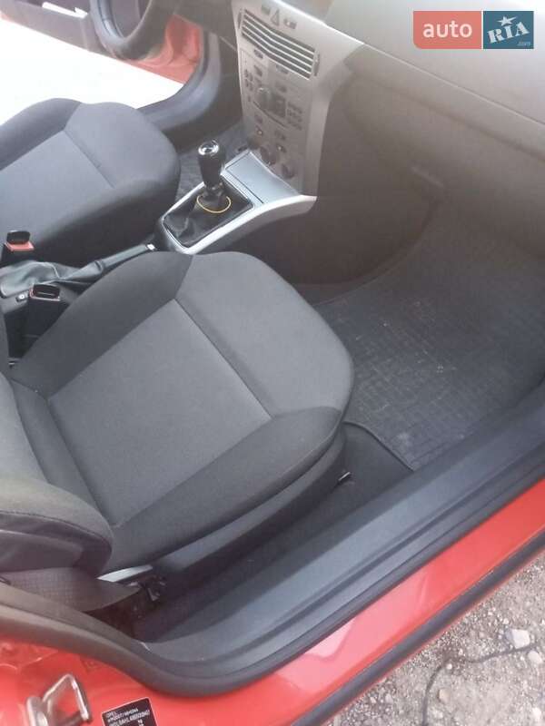 Универсал Opel Astra 2010 в Синельниково фото 4 Универсал Opel Astra 2010 в Синельниково