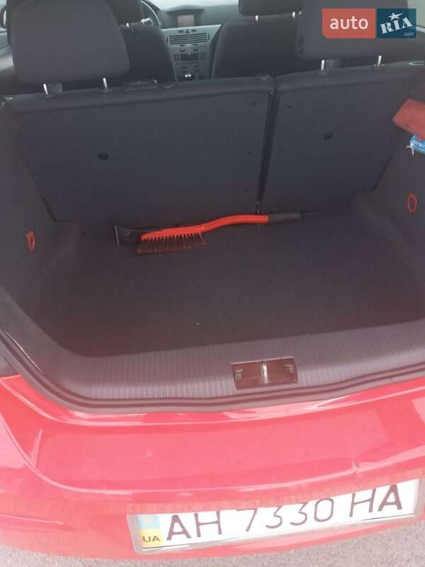 Универсал Opel Astra 2010 в Синельниково фото 7 Универсал Opel Astra 2010 в Синельниково