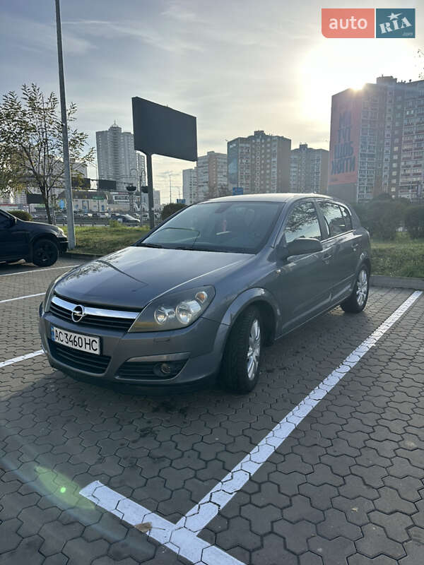Хэтчбек Opel Astra 2004 в Киеве фото 10 Хэтчбек Opel Astra 2004 в Киеве