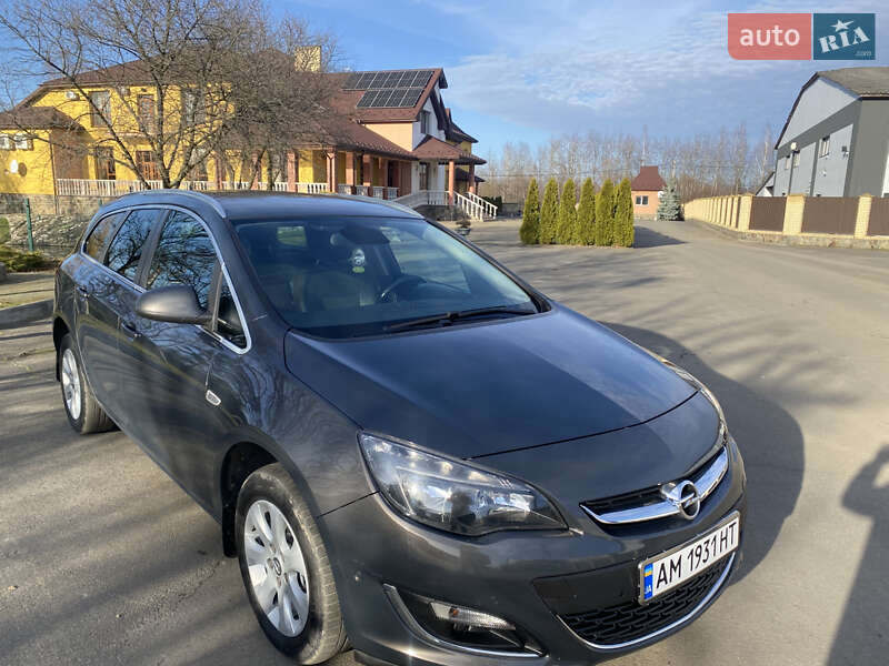 Универсал Opel Astra 2015 в Рожнятове фото 7 Универсал Opel Astra 2015 в Рожнятове