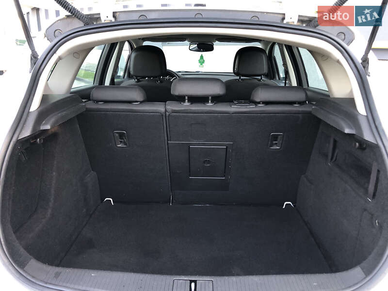 Хетчбек Opel Astra 2014 в Львові фото 45 Хетчбек Opel Astra 2014 в Львові