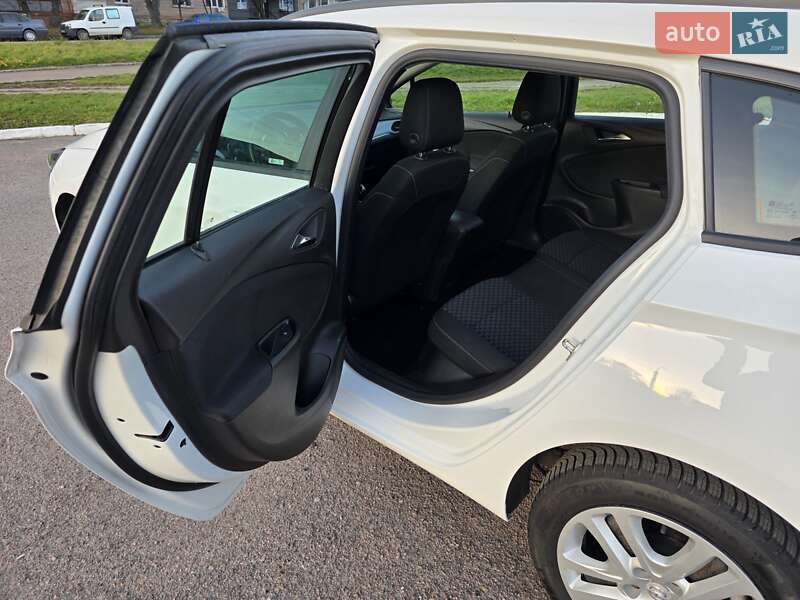 Универсал Opel Astra 2018 в Ровно фото 30 Универсал Opel Astra 2018 в Ровно