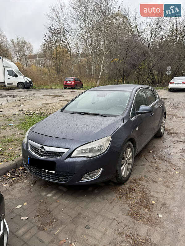 Хэтчбек Opel Astra 2010 в Львове фото Хэтчбек Opel Astra 2010 в Львове