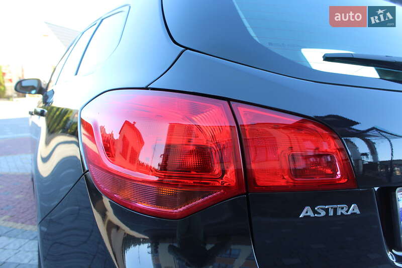 Универсал Opel Astra 2015 в Дрогобыче фото 27 Универсал Opel Astra 2015 в Дрогобыче