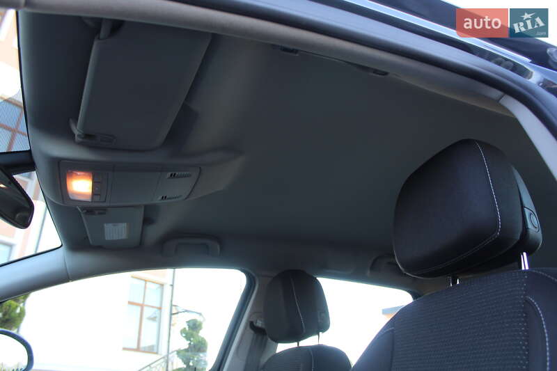 Универсал Opel Astra 2015 в Дрогобыче фото 52 Универсал Opel Astra 2015 в Дрогобыче