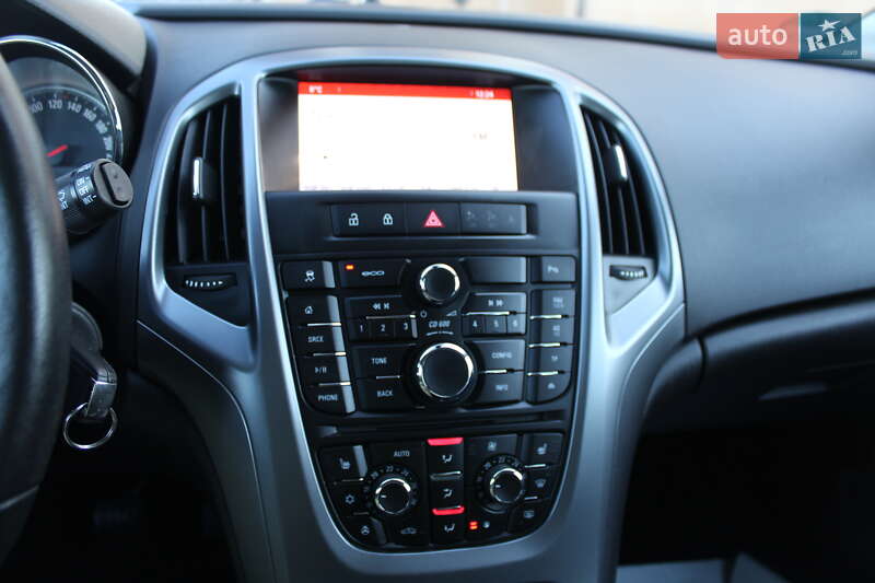 Универсал Opel Astra 2015 в Дрогобыче фото 63 Универсал Opel Astra 2015 в Дрогобыче