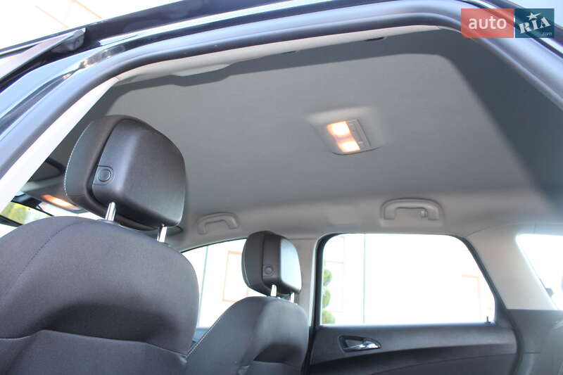 Универсал Opel Astra 2015 в Дрогобыче фото 85 Универсал Opel Astra 2015 в Дрогобыче