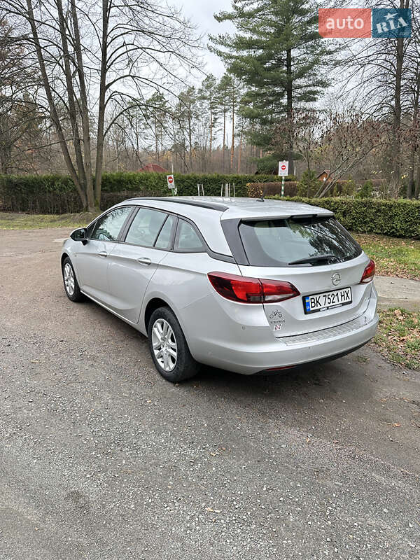 Універсал Opel Astra 2017 в Костопілі