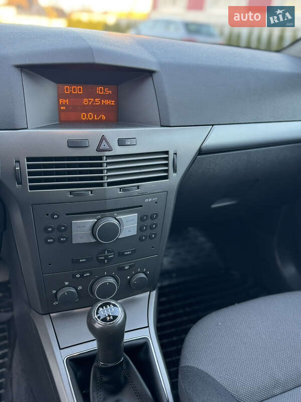 Универсал Opel Astra 2006 в Луцке фото 13 Универсал Opel Astra 2006 в Луцке