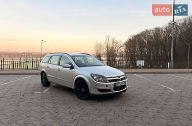Универсал Opel Astra 2005 в Тернополе