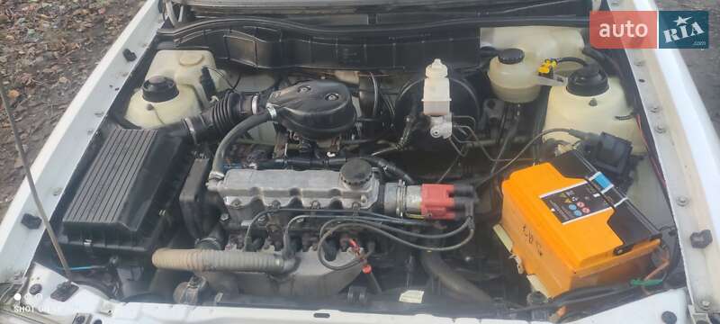 Универсал Opel Astra 1993 в Ямполе фото 13 Универсал Opel Astra 1993 в Ямполе