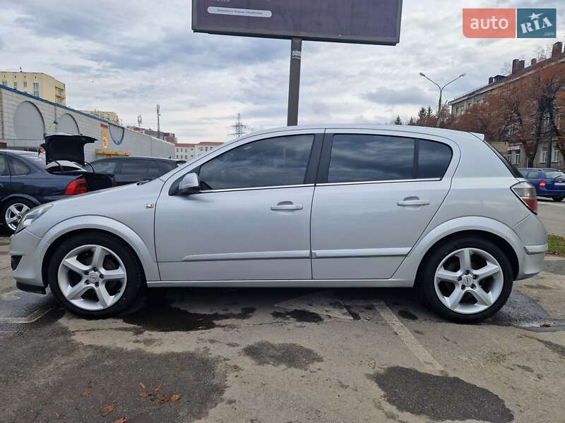Хэтчбек Opel Astra 2007 в Харькове